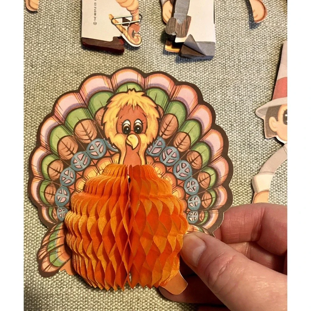 Vintage 1986 Beistle Thanksgiving Honeycomb Decorations & Suncatchers Lot USA